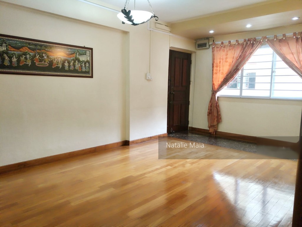 Serangoon Avenue 2 thumbnail photo